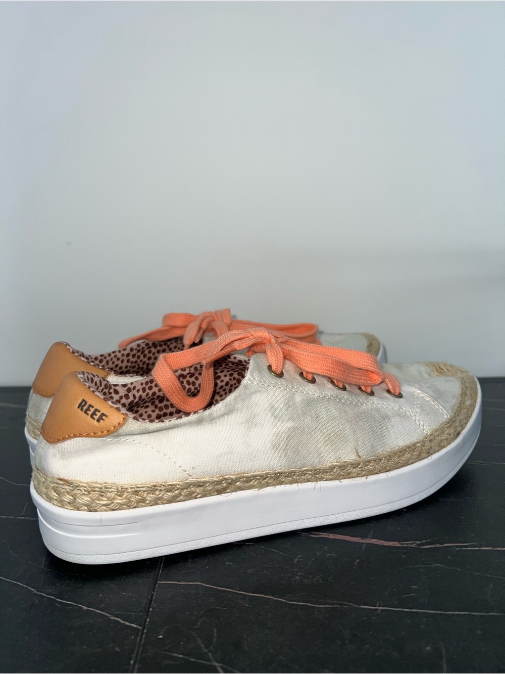 Reef Cushion Sunset Lace Up Sneakers | Women’s Size 8